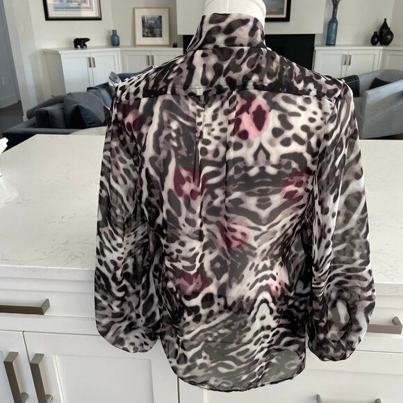 Jennifer Lopez Pull On Sheer 3/4 Sleeve Animal Print Blouse Black Grey Sz S - Picture 6 of 15